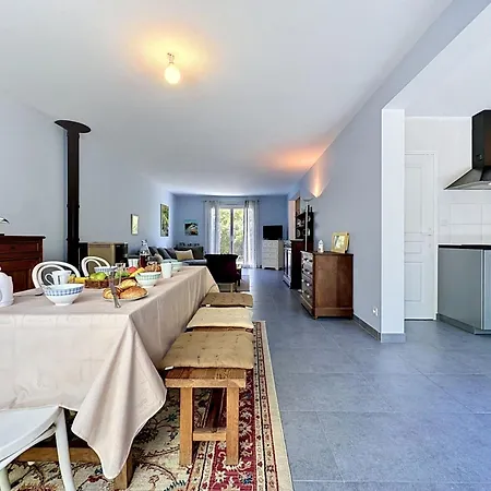 Les Naiades By Interhome Pornic
