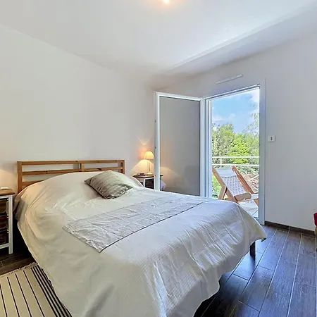 Les Naiades By Interhome Pornic